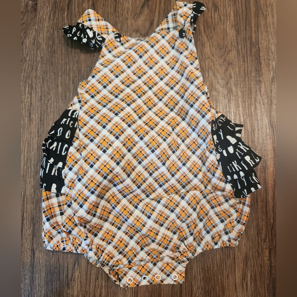 RicRac Ruffles Halloween bubble